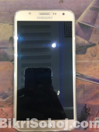 Samsung J7 2015 (Used)